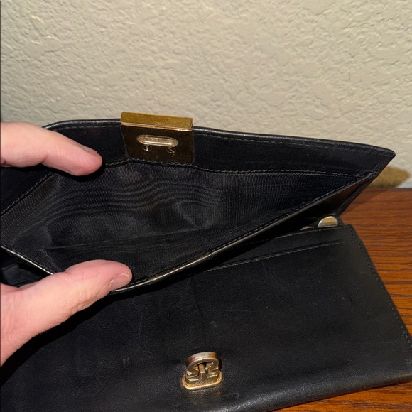 Salvatore Ferragamo Leather Continental Wallet - Picture 12 of 16